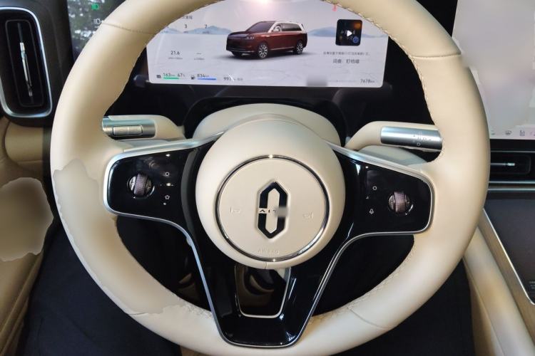 Used Hima AITO M9 2025 Extended-Range Ultra Version 52 kWh 6-Seater Steering Wheel