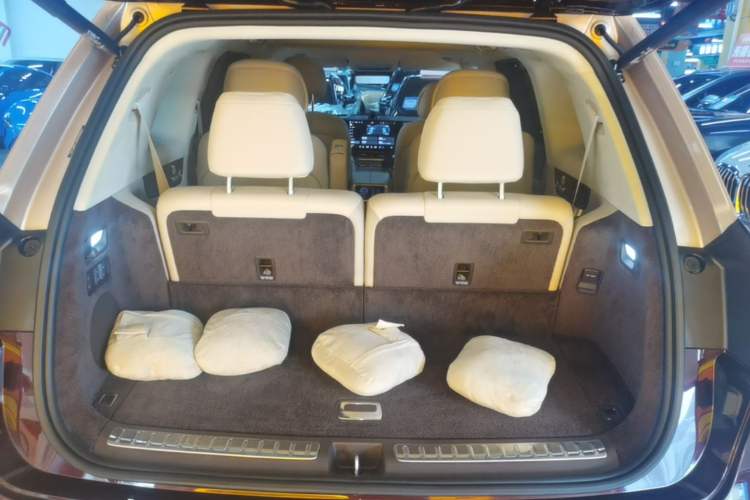 Used Hima AITO M9 2025 Extended-Range Ultra Version 52 kWh 6-Seater Trunk