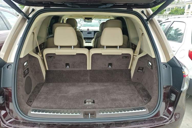 Used Hima AITO M9 2025 Extended-Range Ultra Version 52 kWh 6-Seater Trunk