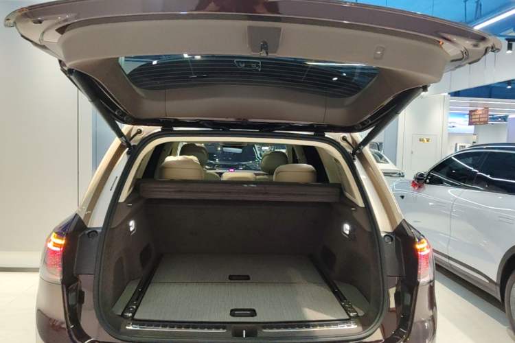 Used Hima AITO M9 2025 Extended-Range Ultra Version 52 kWh 5-Seater Edition Trunk