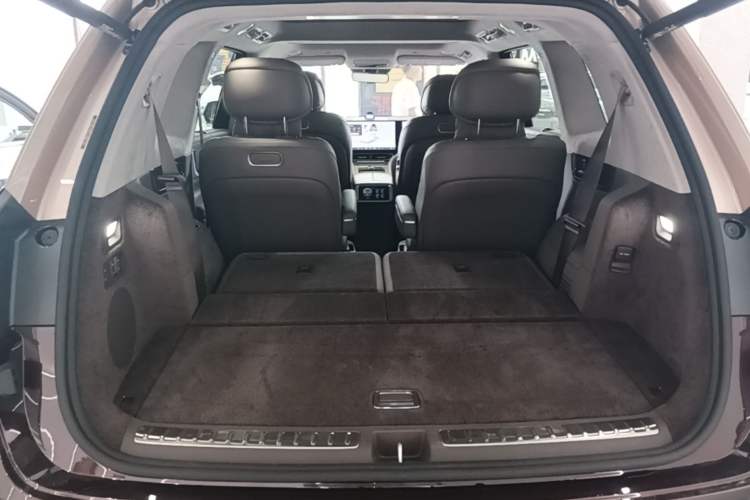 Used Hima AITO M9 2025 Extended-Range Ultra Version 52 kWh 6-Seater Trunk