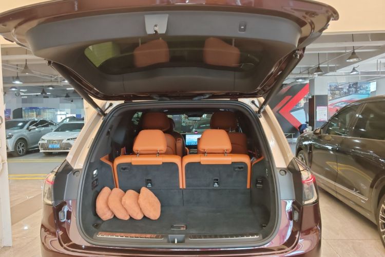 Used Hima AITO M9 2025 Extended-Range Ultra Version 52 kWh 6-Seater Trunk