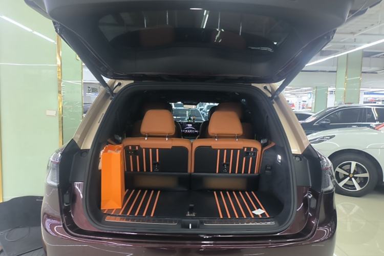 Used Hima AITO M9 2025 Extended-Range Ultra Version 52 kWh 6-Seater Trunk