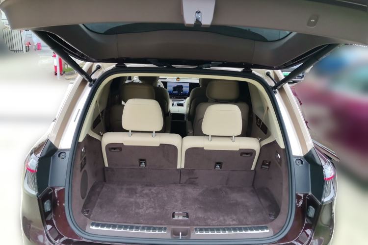 Used Hima AITO M9 2025 Extended-Range Ultra Version 52 kWh 6-Seater Trunk