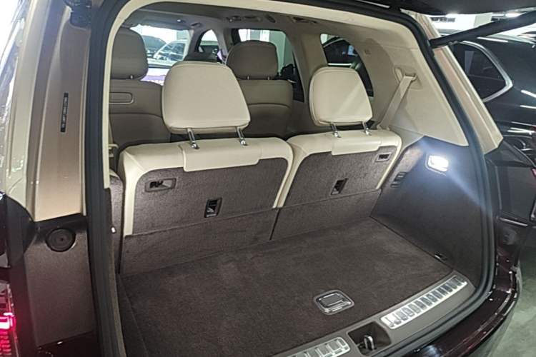 Used Hima AITO M9 2025 Extended-Range Ultra Version 52 kWh 6-Seater Trunk