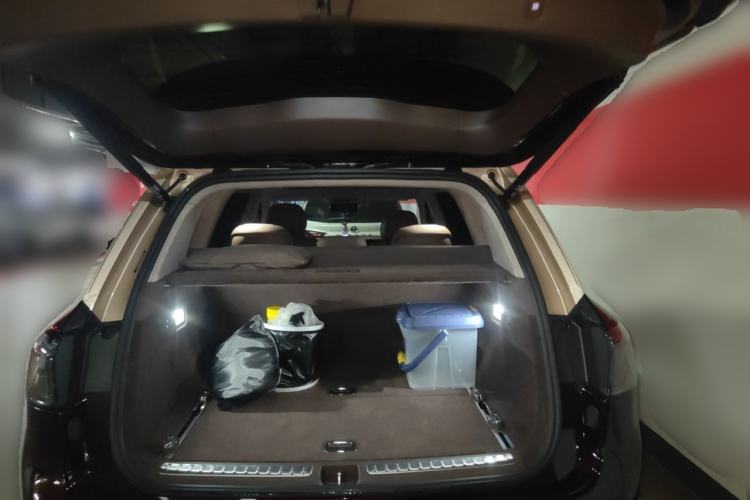 Used Hima AITO M9 2025 All-Electric Ultra Version 100 kWh 5-Seater Model Trunk