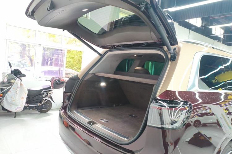 Used Hima AITO M9 2025 All-Electric Ultra Version 100 kWh 5-Seater Model Trunk