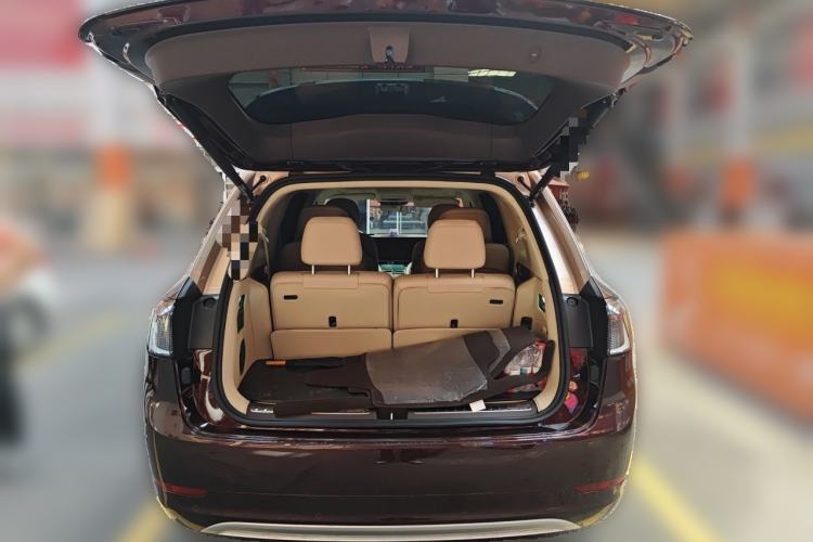 Used Hima AITO M9 2025 Pure Electric Ultra Version 100 kWh 6-Seater Model Trunk