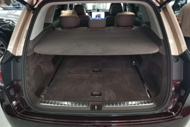 Used Hima AITO M9 2025 Extended-Range Ultra Version 52 kWh 5-Seater Edition Trunk