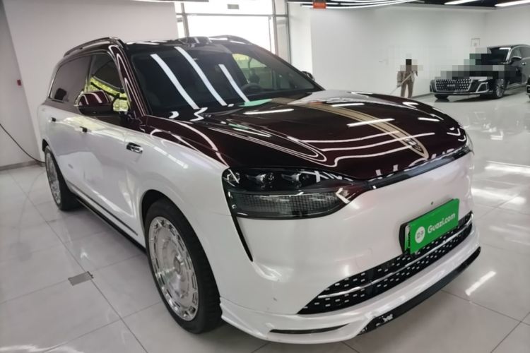 Used Hima AITO M9 2025 Extended-Range Ultra Version 52 kWh 6-Seater Front Right 45 Deg