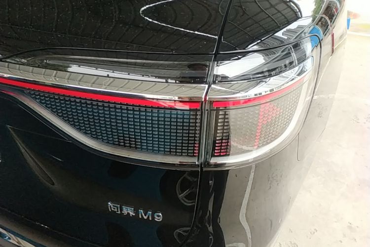 Used Hima AITO M9 2026 Model Range-Extended Max+ Edition 6-seater Right Rear Taillight