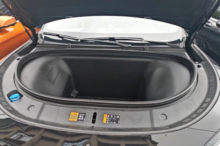 Used Hima H5 2025 Model Pure Electric Pro Engine Bay