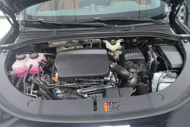 Used Hima H5 2025 Model Range-Extending Max Engine Bay