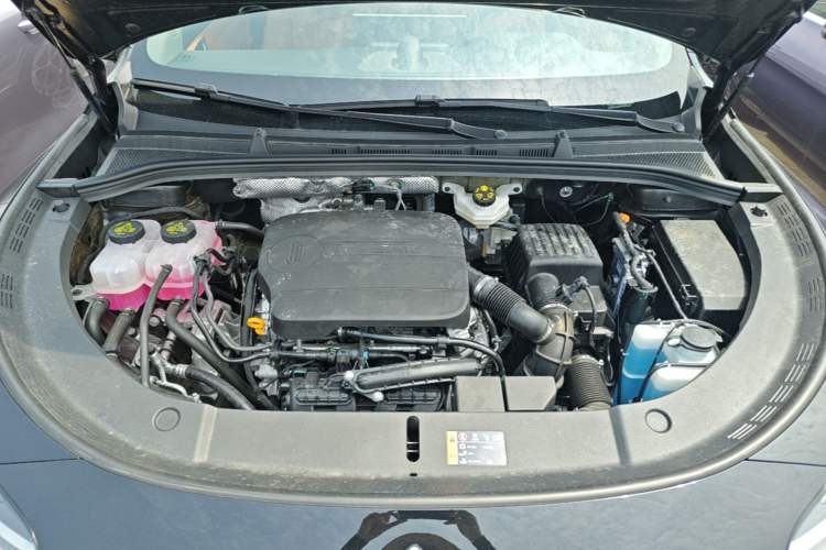 Used Hima H5 2025 Model Range-Extending Max Engine Bay