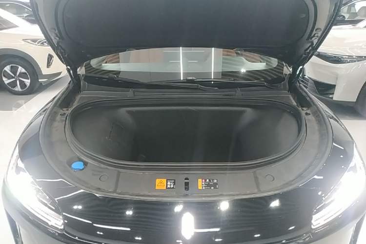 Used Hima H5 2025 Model Pure Electric Max Long Range Engine Bay