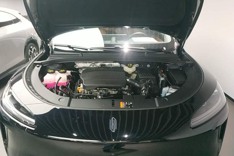 Used Hima H5 2025 Model Range-Extending Pro Engine Bay