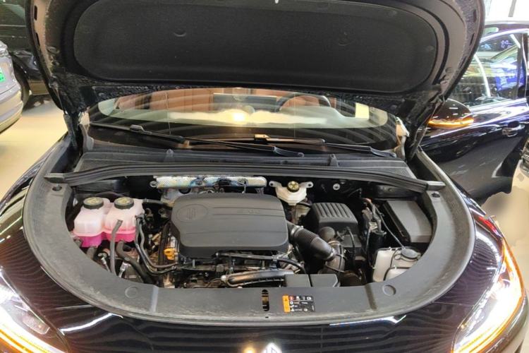 Used Hima H5 2025 Model Range-Extending Max Engine Bay