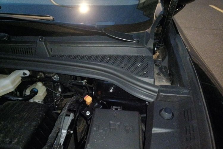 Used Hima H5 2025 Model Range-Extending Pro Engine Bay Left