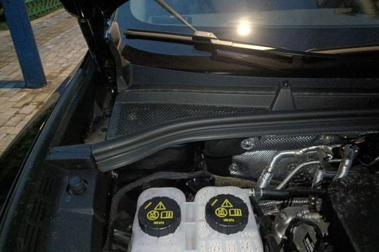 Used Hima H5 2025 Model Range-Extending Pro Engine Bay Right