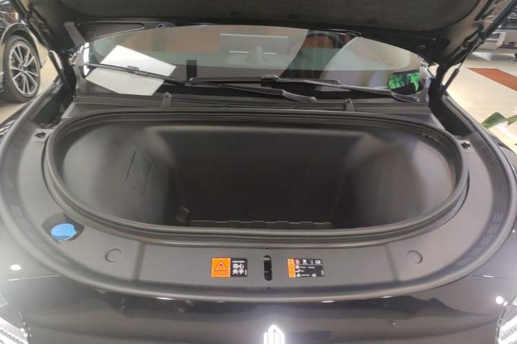 Used Hima H5 2025 Model Pure Electric Max Long Range Engine Bay