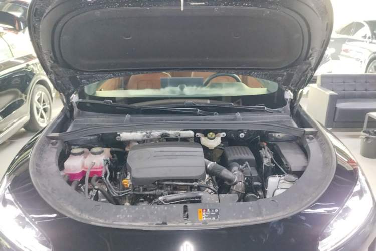 Used Hima H5 2025 Model Range-Extending Max Engine Bay