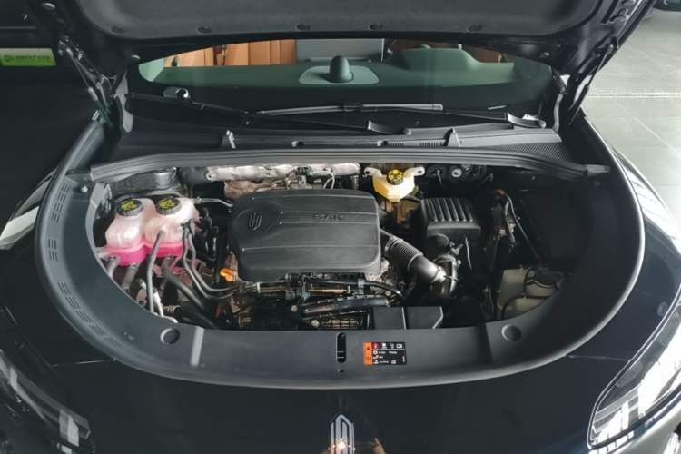 Used Hima H5 2025 Model Range-Extending Max Engine Bay