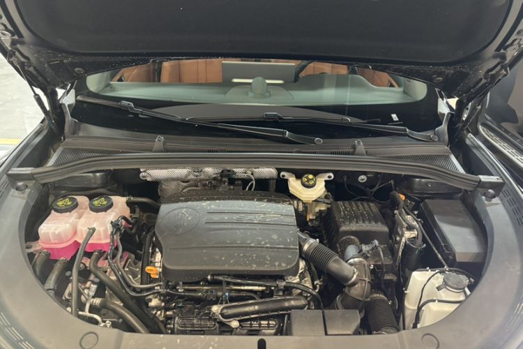 Used Hima H5 2025 Model Range-Extending Max Engine Bay