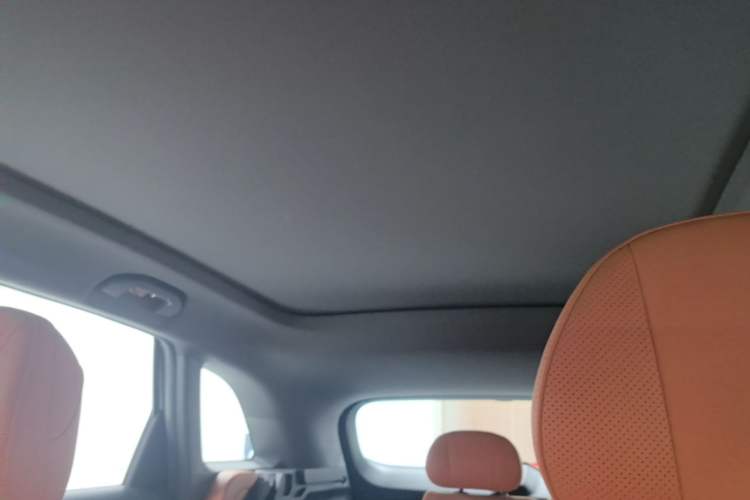 Used Hima H5 2025 Model Range-Extending Max Headliner