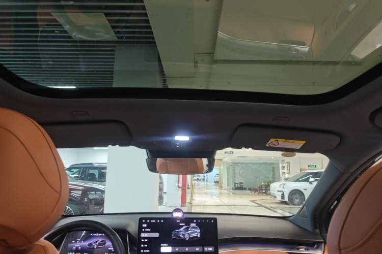 Used Hima H5 2025 Model Range-Extending Max Headliner