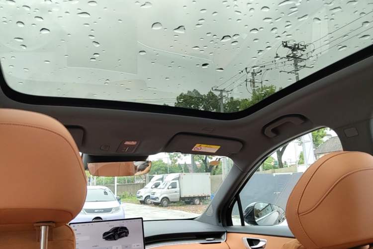 Used Hima H5 2025 Model Range-Extending Max Headliner