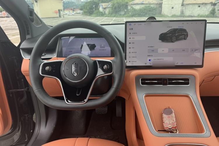 Used Hima H5 2025 Model Range-Extending Max Interior 1
