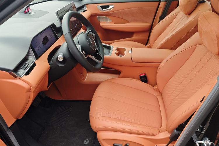 Used Hima H5 2025 Model Range-Extending Max Interior 2