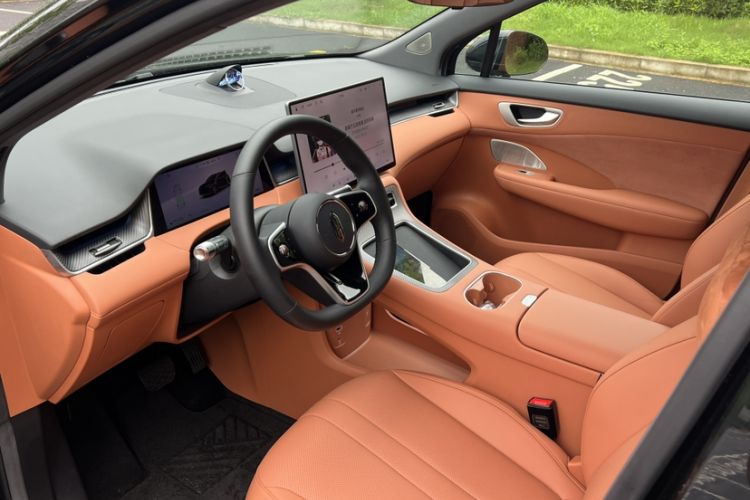 Used Hima H5 2025 Model Range-Extending Max Interior 3