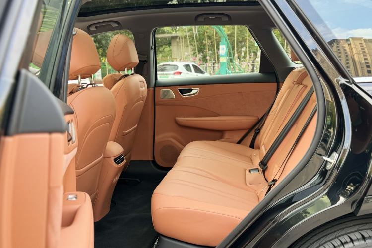 Used Hima H5 2025 Model Range-Extending Max Interior 3