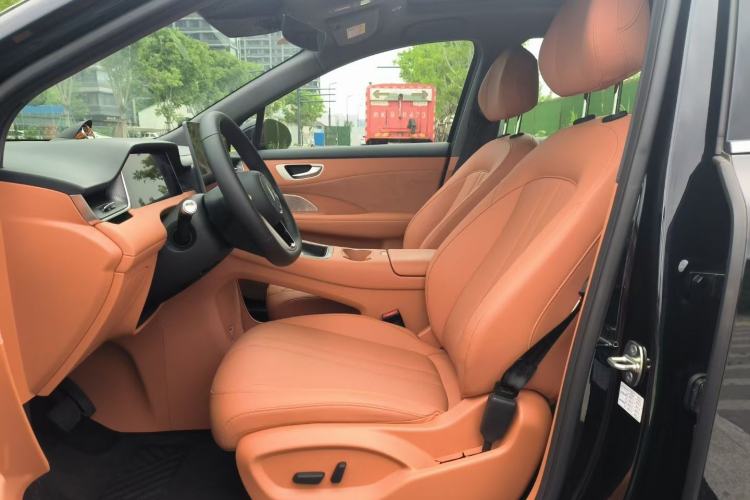 Used Hima H5 2025 Model Range-Extending Max Interior 3