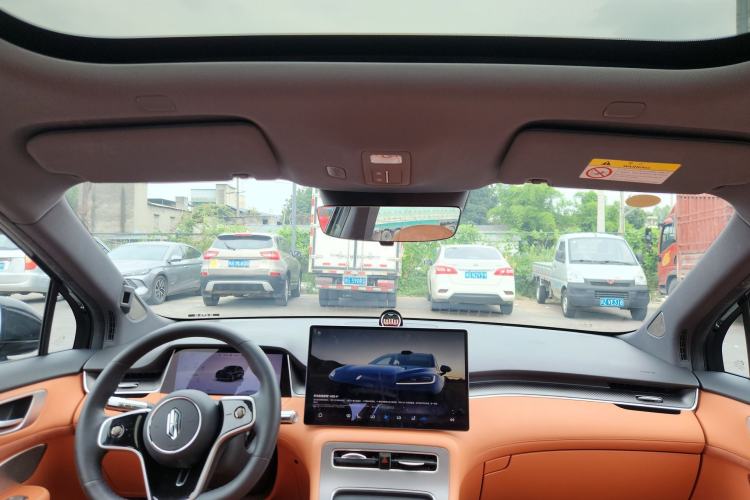 Used Hima H5 2025 Model Range-Extending Max Interior 3