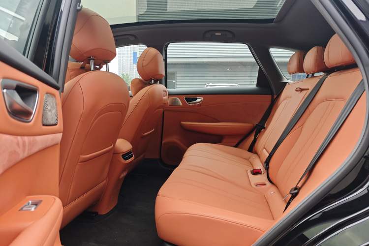 Used Hima H5 2025 Model Range-Extending Max Interior 4