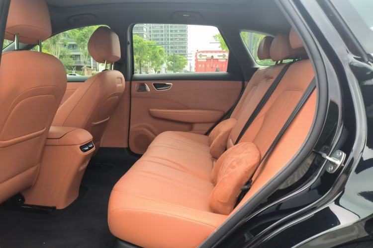 Used Hima H5 2025 Model Range-Extending Max Interior 4