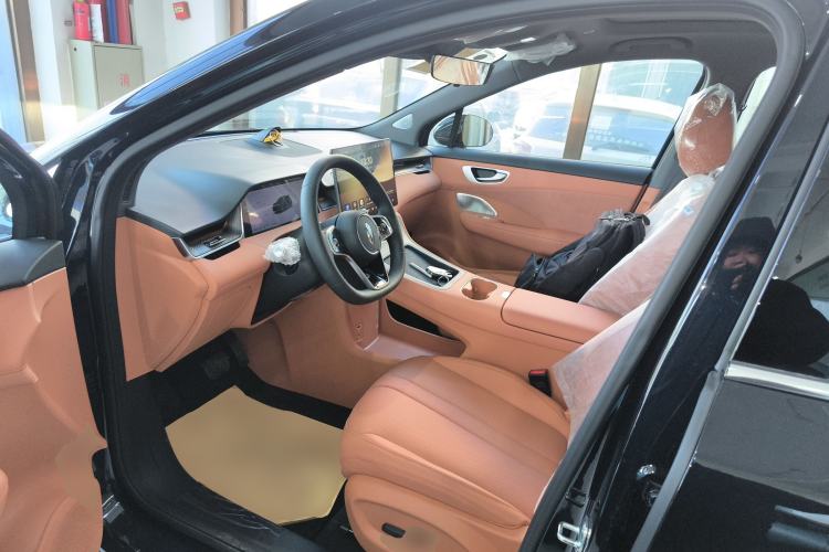 Used Hima H5 2025 Model Range-Extending Max Left Front Seat