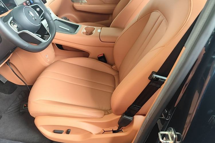 Used Hima H5 2025 Model Range-Extending Max Left Front Seat