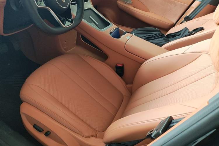 Used Hima H5 2025 Model Range-Extending Max Left Front Seat