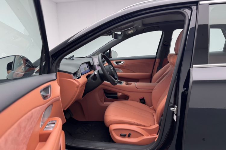 Used Hima H5 2025 Model Range-Extending Max Left Front Seat