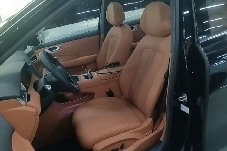 Used Hima H5 2025 Model Range-Extending Max Left Front Seat