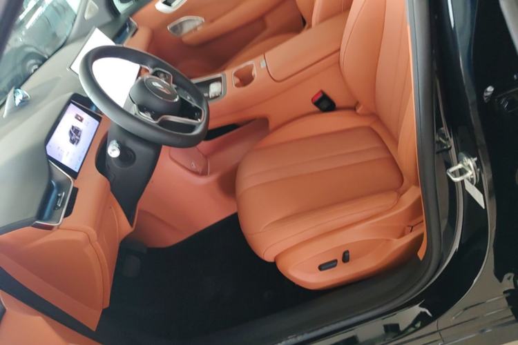 Used Hima H5 2025 Model Range-Extending Max Left Front Seat