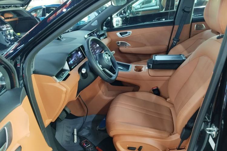 Used Hima H5 2025 Model Range-Extending Max Left Front Seat