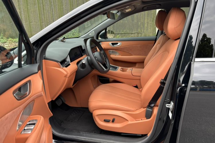 Used Hima H5 2025 Model Range-Extending Max Left Front Seat