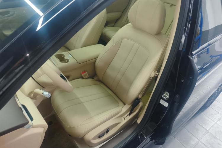 Used Hima H5 2025 Model Pure Electric Max Long Range Left Front Seat