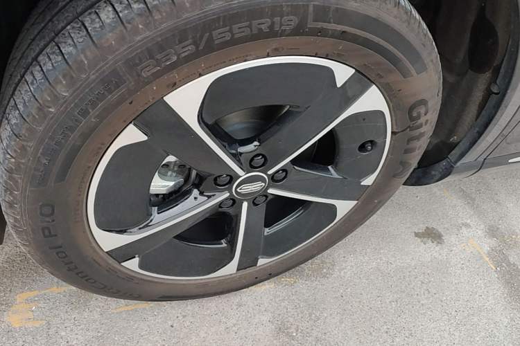 Used Hima H5 2025 Model Range-Extending Max Left Front Wheel Hub