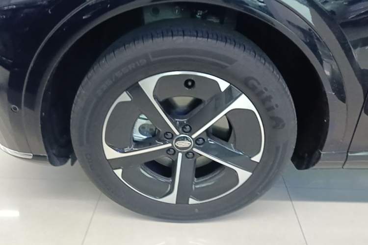 Used Hima H5 2025 Model Range-Extending Max Left Front Wheel Hub