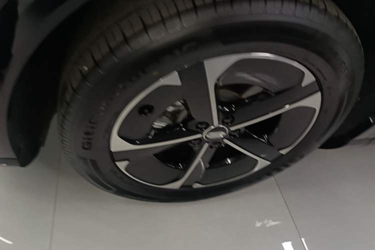 Used Hima H5 2025 Model Range-Extending Max Left Front Wheel Hub